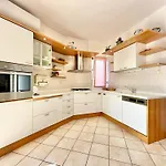 Apartmán Hostdomus - Grace