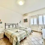 Hostdomus - Grace Finale Ligure