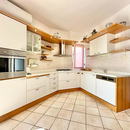 Apartment Hostdomus - Grace