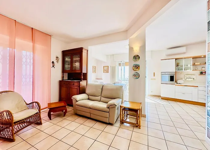 Hostdomus - Grace Finale Ligure